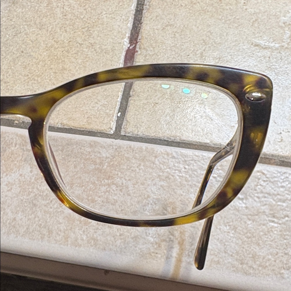 Ray-Ban Tortoiseshell Pattern Cat-Eye Glasses - image 7